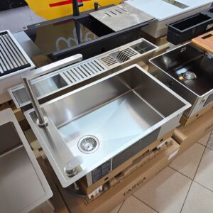 Chiuveta bucatarie inox CookingAid TASCA PHANTOM SIDE 60 INVISIBLE cu montaj pe blat, sub blat, la nivelul blatului sau sub geam si accesorii montaj